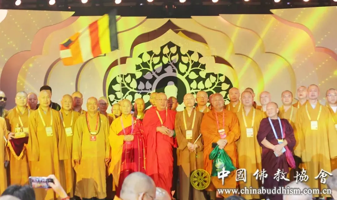 中国佛教代表团赴越南出席第20届联合国卫塞节庆祝活动